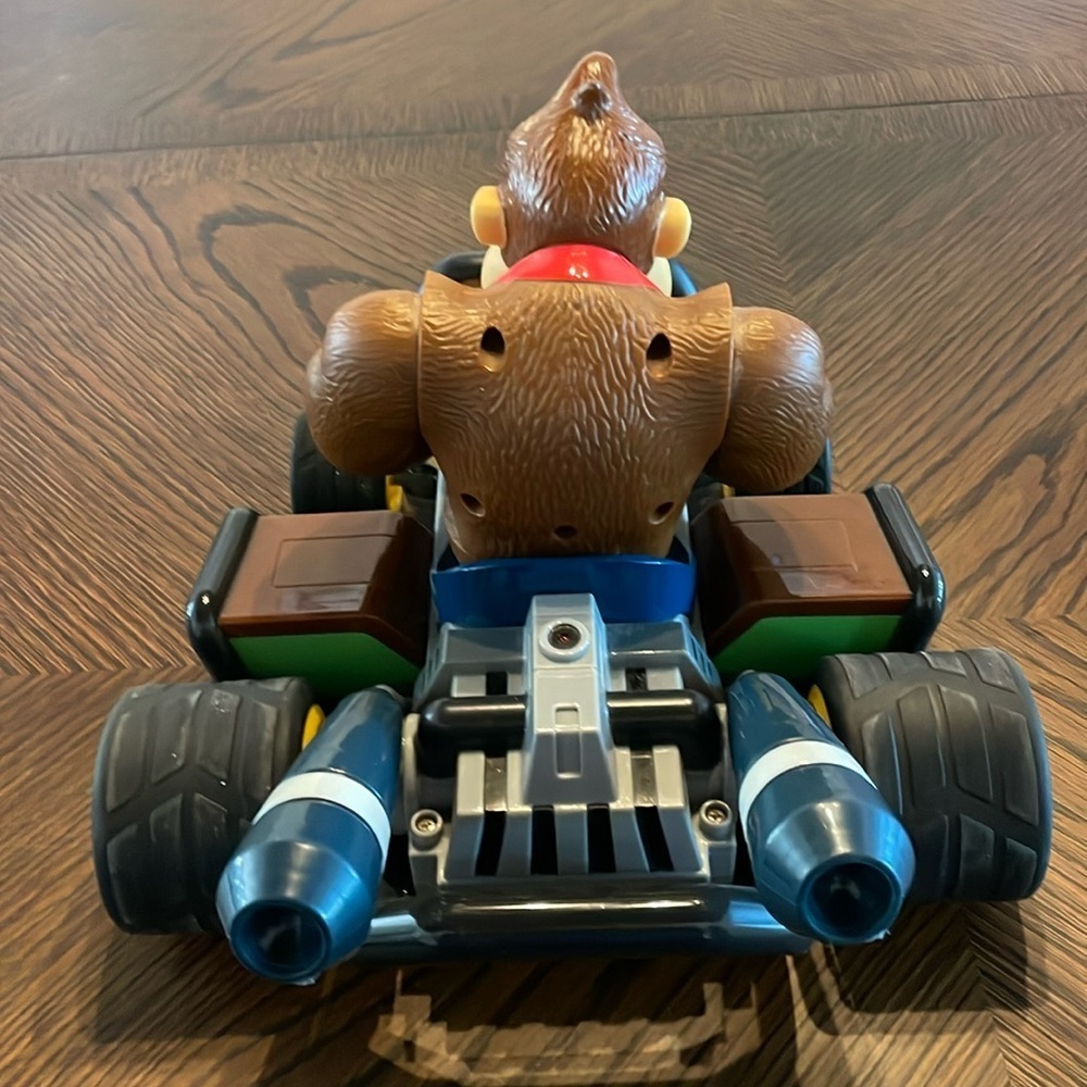 2013 Carrera RC Mario Kart 7 Donkey Kong Remote-Controlled Vehicle 1:16 Scale - Picture 11 of 17